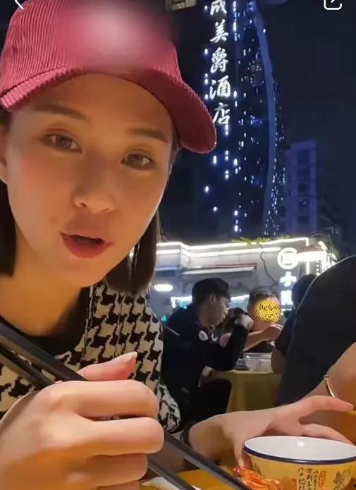 娱乐圈吃瓜爆料回放在线观看,吃瓜爆料回放，精彩瞬间在线重温